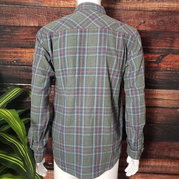 NWT Weatherproof Mens M Flannel Tea Leaf Green Plaid Button Up - Picture 2 of 10
